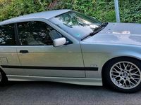 Second-hand BMW 323 170 CP (125 kW) 1999 Argintiu