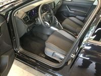 Gebraucht VW Polo Life 95 PS (69 kW) 2024 Deep black perleffekt (schwarz) Limousine