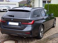 Gebraucht BMW 320 Performance 190 PS (139 kW) 2020 Grau Kombi