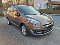 Gebraucht Renault Scénic III 130 PS (95 kW) 2013 Braun Van / Kleinbus