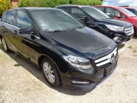 Gebraucht Mercedes B200 Business 156 PS (114 kW) 2018 Schwarz Kleinwagen