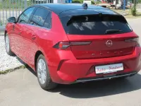 Gebraucht Opel Astra Elegance 131 PS (96 kW) 2023 Peperoncino red (metallic) Kleinwagen