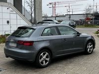 gebraucht Audi A3 2.0 TDI S tronic Ambition/SHZ/Einparkhilfe