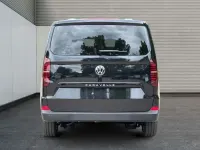 Neu VW Caravelle 170 PS (125 kW) 2026 Midnight black metallic/schwar Van