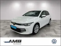 Gebraucht VW Golf VIII Life 204 PS (150 kW) 2025 Weiß Limousine