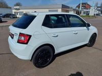 Gebraucht Skoda Fabia Joy 90 PS (66 kW) 2016 Laserweiss Kleinwagen