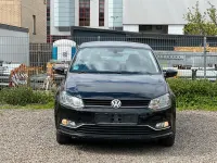 Używany VW Polo LOUNGE 90 KM (66 kW) 2016 Czarny Sedan/Limuzyna