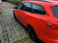 Usata Ford Focus 125 CV (91 kW) 2016 Rosso Station wagon
