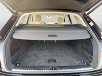 Gebraucht Audi e-tron Basis 300 kW (408 PS) 2022 Schwarz SUV