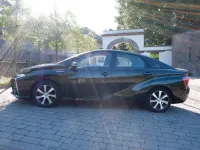 Gebraucht Toyota Mirai 154 PS (113 kW) 2018 Schwarz Limousine