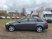 Gebraucht Opel Insignia Selection 116 PS (85 kW) 2009 Grau Kombi