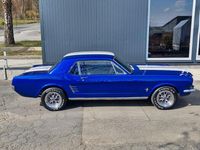 Gebraucht Ford V8 225 PS (165 kW) 1966 Blau Coupé