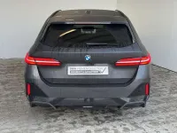 Gebraucht BMW 520 M Sport 197 PS (144 kW) 2025 Sophistograu met. Kombi