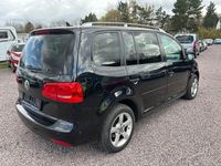 Gebraucht VW Touran Life 105 PS (77 kW) 2013 Schwarz Van / Kleinbus