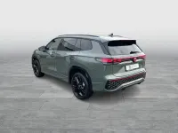 Gebraucht VW Tayron R-line 193 PS (141 kW) 2026 Grün SUV