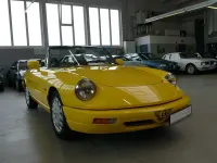 Gebraucht Alfa Romeo Spider 120 PS (88 kW) 1992 Giallo ginestra Cabrio