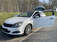 Gebraucht Opel Astra GTC Selection 116 PS (85 kW) 2009 Weiß Coupé