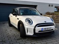 Gebraucht Mini Cooper Classic 136 PS (100 kW) 2022 Weiß Kleinwagen