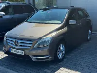 Gebraucht Mercedes B180 122 PS (89 kW) 2012 Grau Kleinwagen
