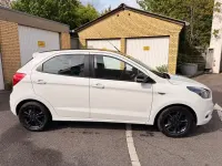 Używany Ford Ka Plus 86 KM (63 kW) 2017 Biały Hatchback