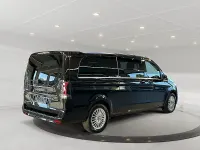 Gebraucht Mercedes V300 237 PS (174 kW) 2025 Obsidianschwarz metallic Van / Kleinbus