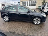 Gebraucht Ford Focus Sport 116 PS (85 kW) 2009 Pantherschwarz metallic Limousine