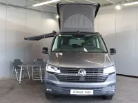 Gebraucht VW California Beach 150 PS (110 kW) 2023 Grau Van