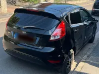 Gebraucht Ford Fiesta Trend 101 PS (74 kW) 2017 Schwarz Kleinwagen