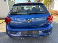 Gebraucht VW Polo Highline 95 PS (69 kW) 2018 Blau Kleinwagen