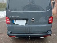 Gebraucht VW T6 150 PS (110 kW) 2016 Grau Van