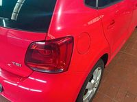 Gebraucht VW Polo Life 90 PS (66 kW) 2013 Rot Kleinwagen
