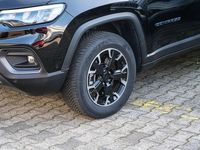 Gebraucht Jeep Compass Trailhawk 241 PS (177 kW) 2022 Schwarz SUV