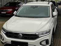 Gebraucht VW Tiguan 150 PS (110 kW) 2024 Grau SUV