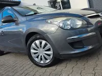 Gebraucht Hyundai i30 109 PS (80 kW) 2010 Grau Kombi
