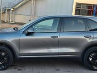 Gebraucht Porsche Cayenne S 400 PS (294 kW) 2010 Grau SUV
