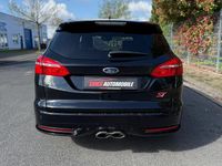 Usata Ford Focus ST 185 CV (136 kW) 2016 Nero Station wagon