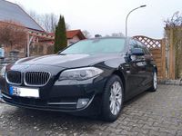 Gebraucht BMW 520 184 PS (135 kW) 2011 Schwarz Kombi