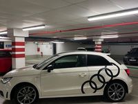 Gebraucht Audi A1 S-Line 185 PS (136 kW) 2011 Weiß Kleinwagen