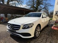 Gebraucht Mercedes E300 194 PS (142 kW) 2019 Weiß Kombi