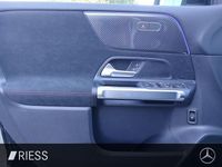 Gebraucht Mercedes GLB200 AMG 150 PS (110 kW) 2025 Metalliclack kosmosschwarz SUV