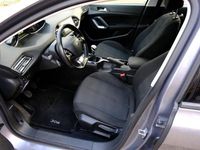 Gebraucht Peugeot 308 SW 120 PS (88 kW) 2015 Grau Kombi