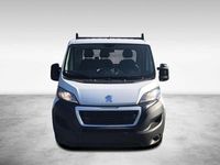 Gebraucht Peugeot Boxer 140 PS (102 kW) 2023 Lackierung weiss icy/deckende lackierung Van