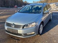 Gebraucht VW Passat Comfortline 170 PS (125 kW) 2012 Blau Limousine