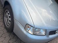 Second-hand Audi A3 101 CP (74 kW) 1999 Argintiu Hatchback