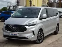 Neu Ford Tourneo Titanium 170 PS (125 kW) 2025 Silber Van / Kleinbus