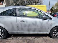 Gebraucht Opel Corsa Innovation 69 PS (50 kW) 2010 Silber Kleinwagen