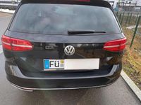 Gebraucht VW Passat Highline 220 PS (161 kW) 2016 Schwarz Kombi