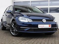 Gebraucht VW Golf VII Comfortline 110 PS (80 kW) 2018 Blau Limousine