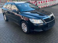 Gebraucht Skoda Octavia 105 PS (77 kW) 2013 Schwarz Kombi