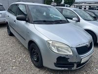 Gebraucht Skoda Fabia Classic 80 PS (58 kW) 2010 Silber Kleinwagen